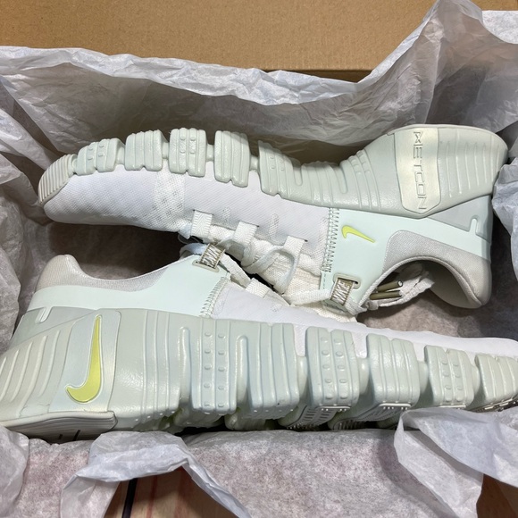 Nike Free Metcon 5 PRM - Picture 9 of 10